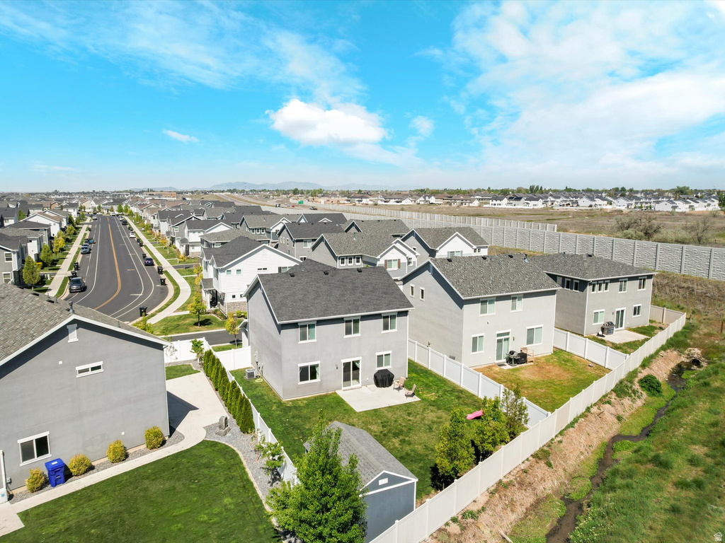1512 W PARKVIEW DR Syracuse, UT 84075