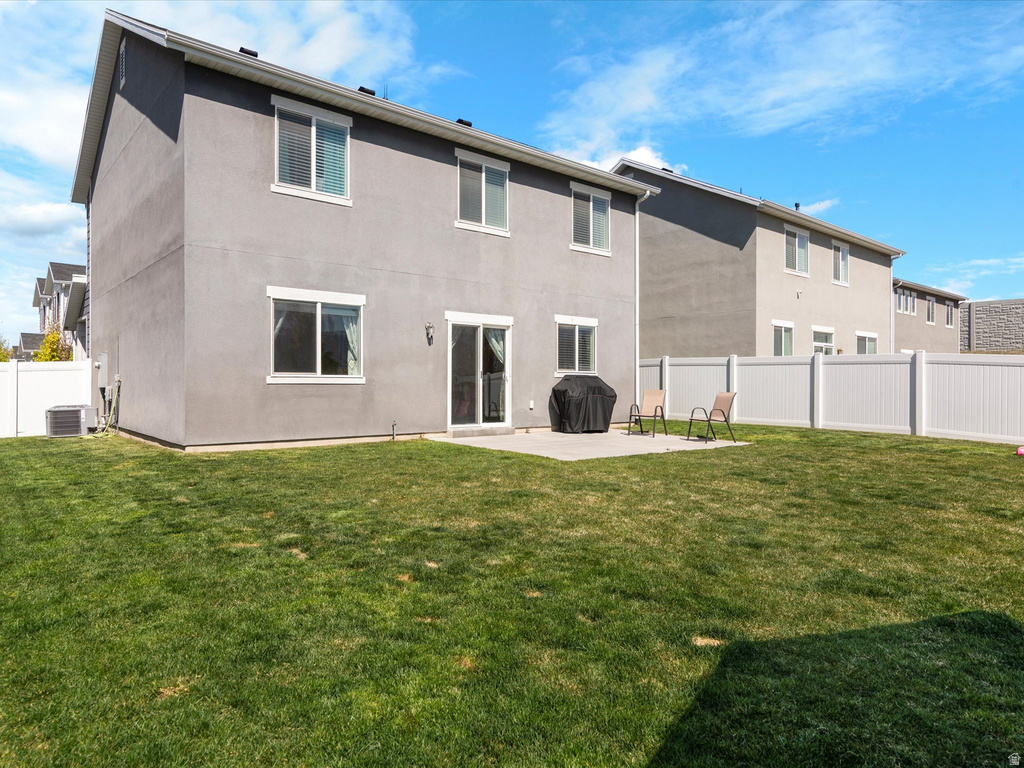 1512 W PARKVIEW DR Syracuse, UT 84075