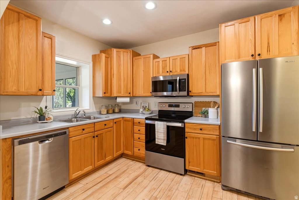 347 N 100 E Farmington, UT 84025