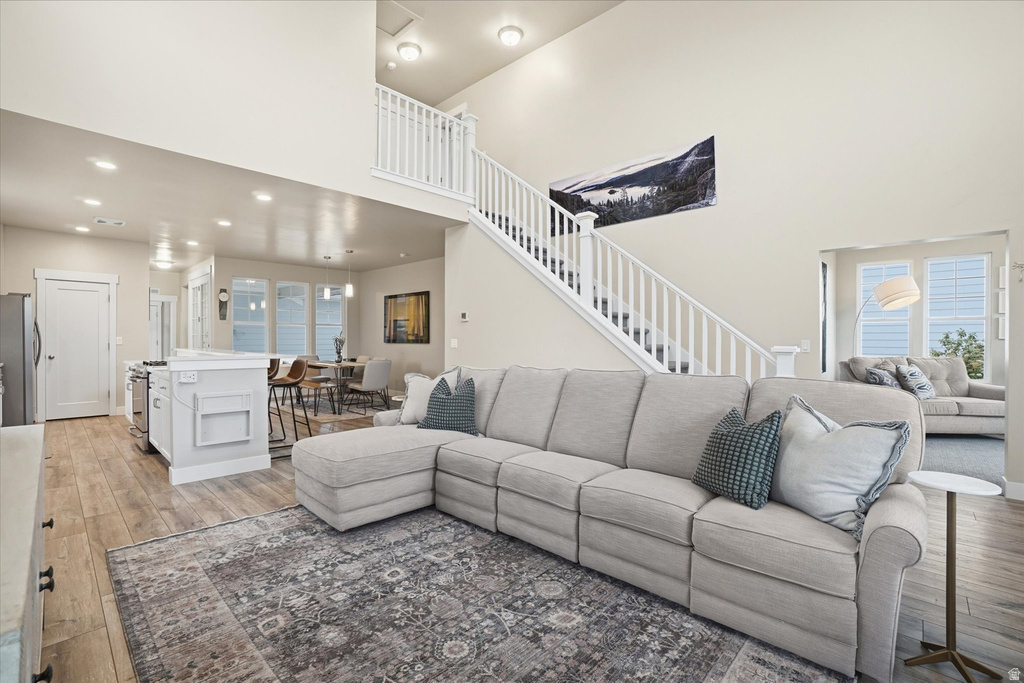 5488 W COPPER NEEDLE WAY South Jordan, UT 84009
