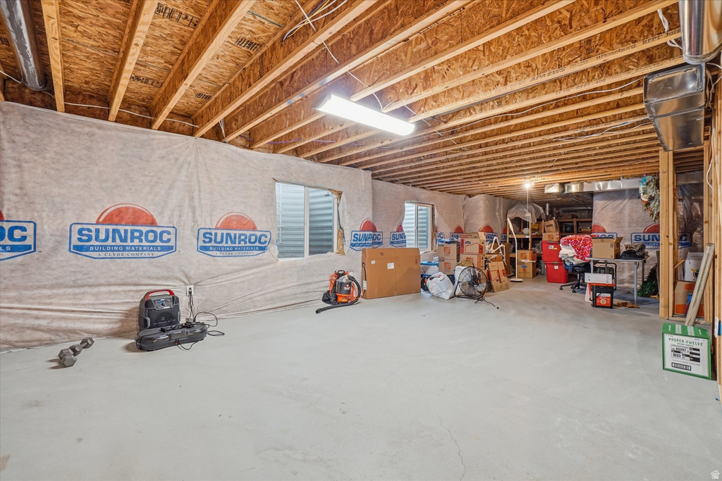 5488 W COPPER NEEDLE WAY South Jordan, UT 84009