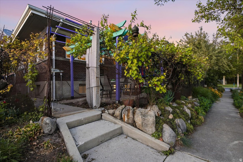 1194 S 500 E Salt Lake City, UT 84105