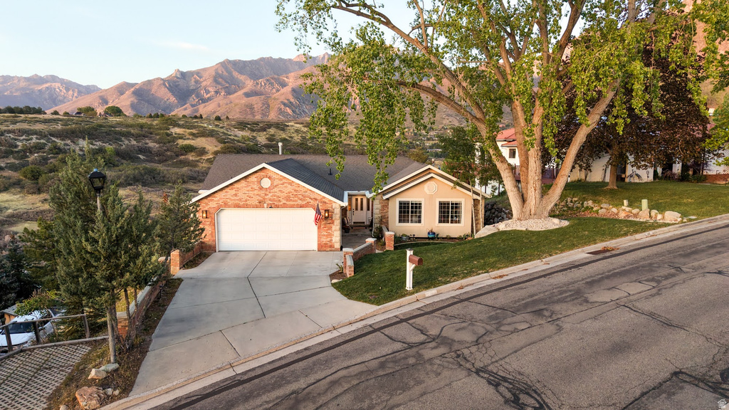 10721 S DIMPLE DELL DR Sandy, UT 84092