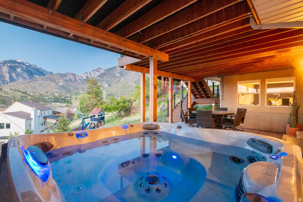10721 S DIMPLE DELL DR Sandy, UT 84092