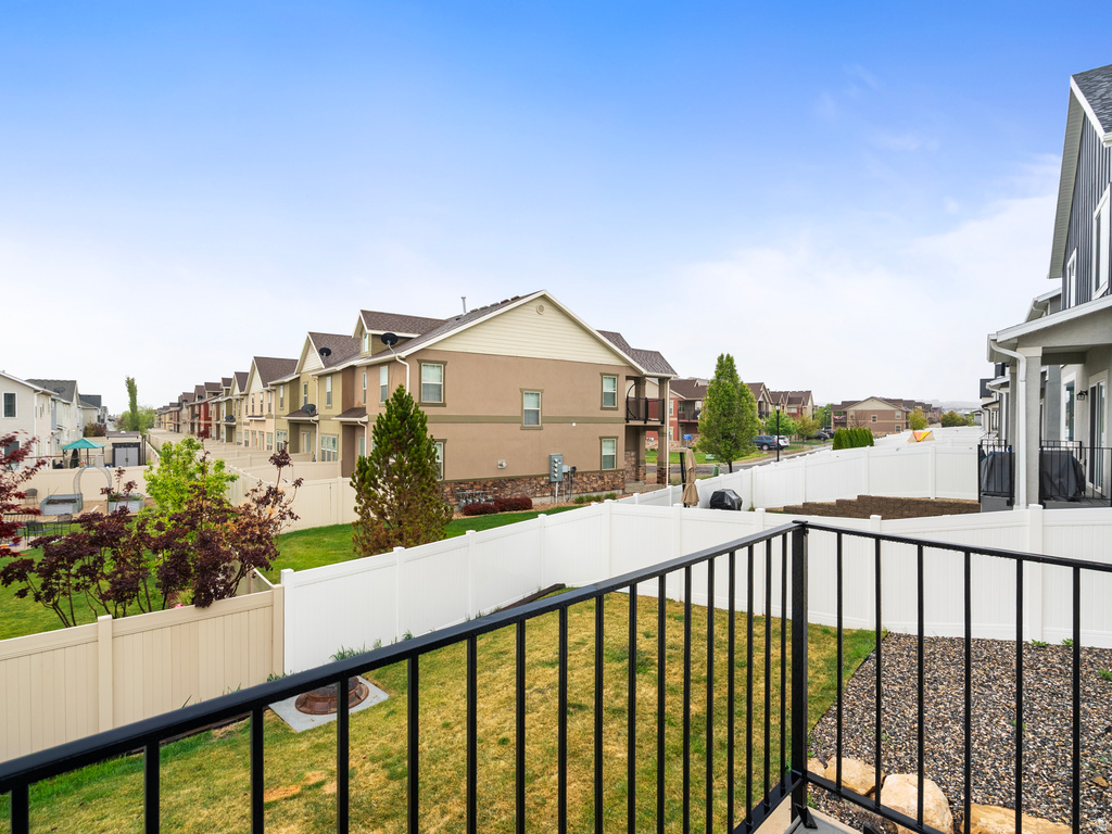 3935 W ROCK ISLAND AVE Lehi, UT 84043