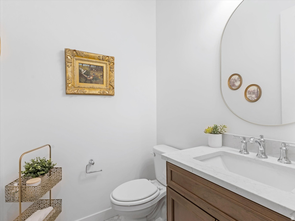 1223 E HOLLYHOCK WAY Layton, UT 84040