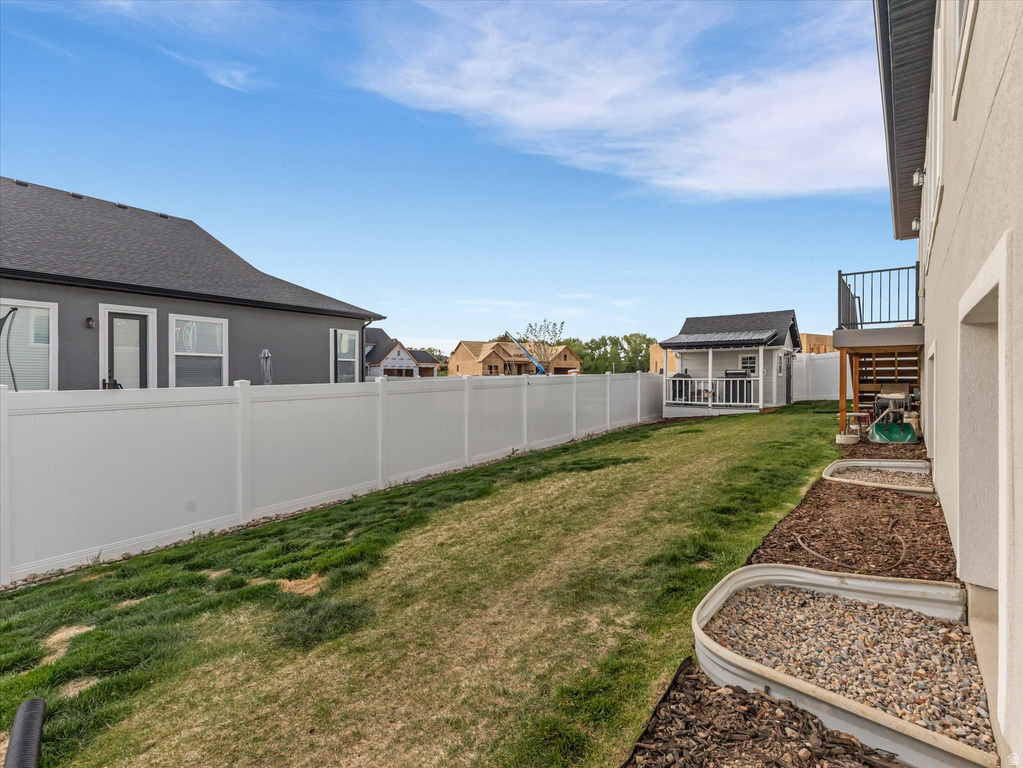 1223 E HOLLYHOCK WAY Layton, UT 84040