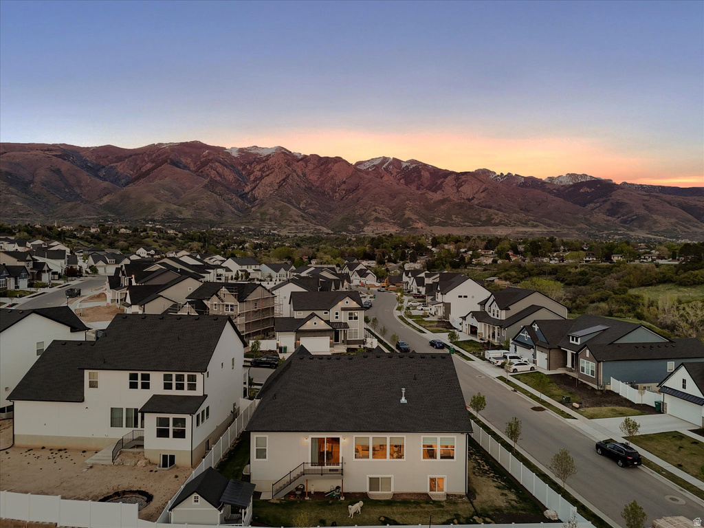 1223 E HOLLYHOCK WAY Layton, UT 84040