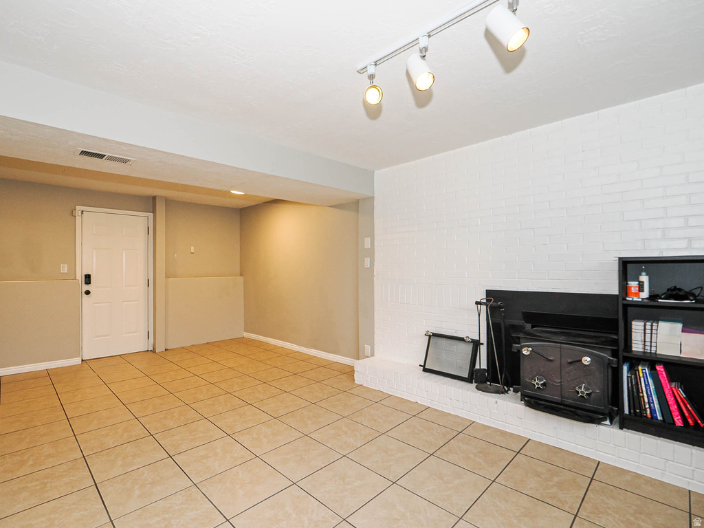 361 E 10450 S Sandy, UT 84070