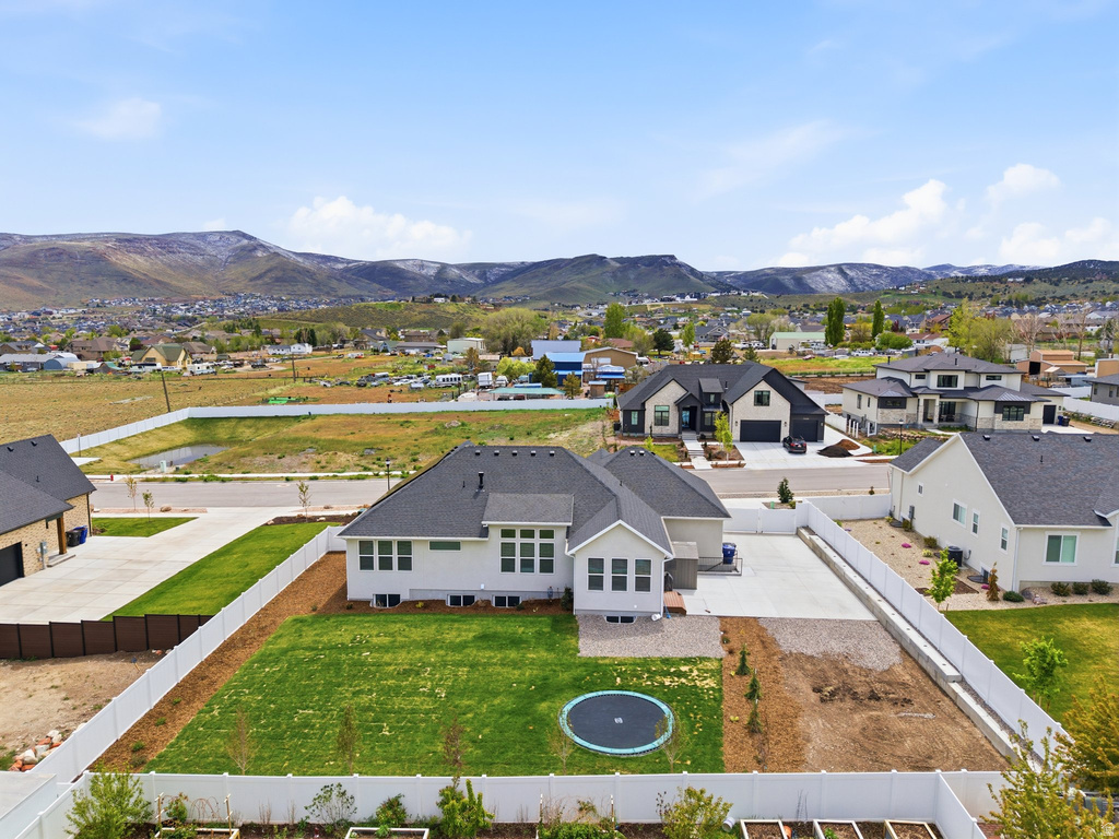 7236 W HALLS CROSSING DR Herriman, UT 84096