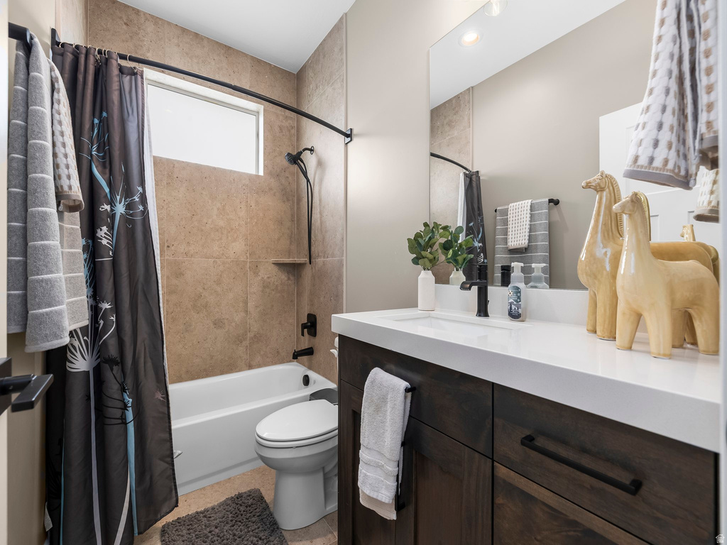 7236 W HALLS CROSSING DR Herriman, UT 84096