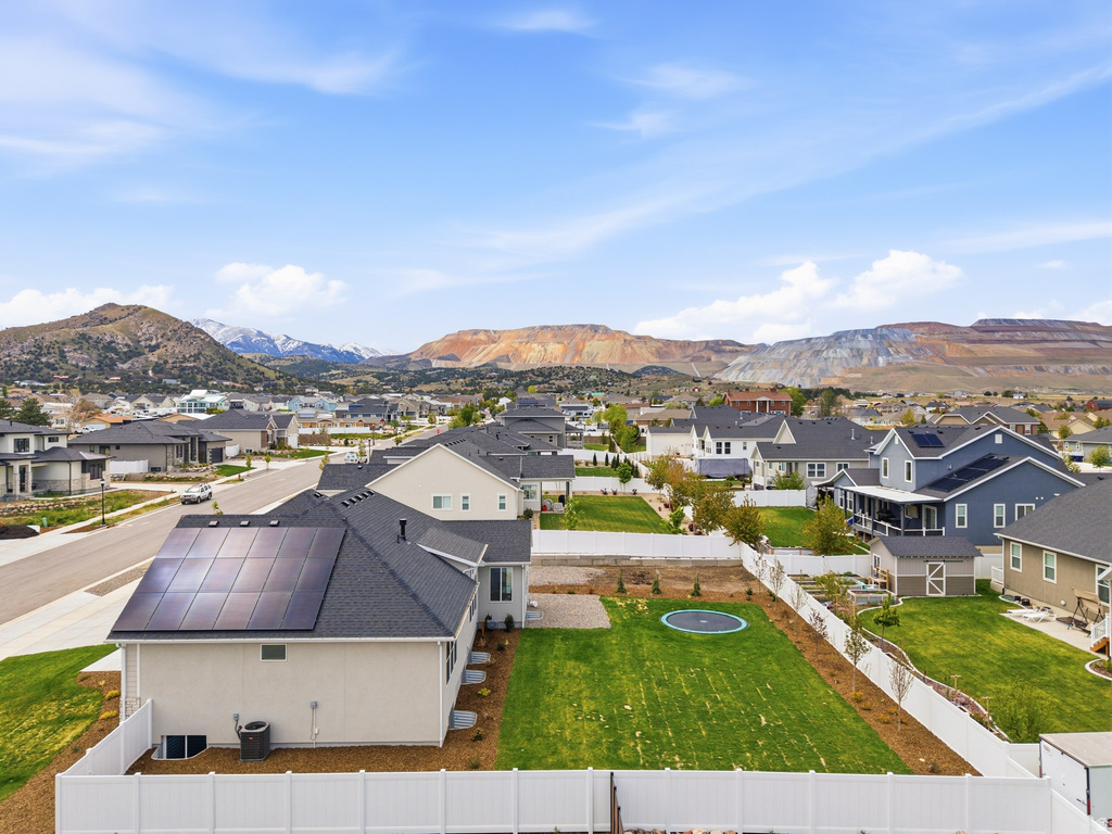 7236 W HALLS CROSSING DR Herriman, UT 84096