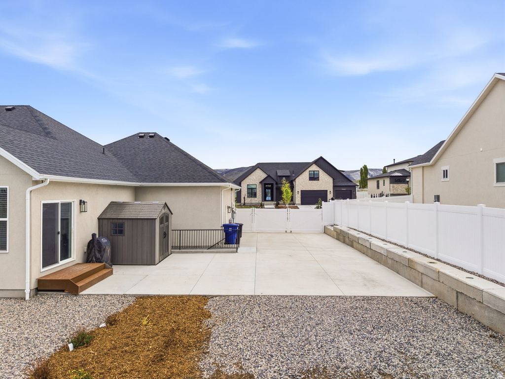 7236 W HALLS CROSSING DR Herriman, UT 84096