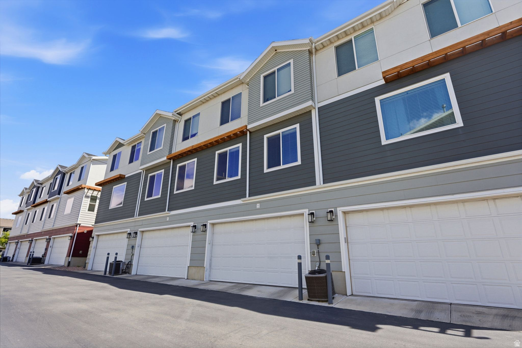 1513 S 630 W Orem, UT 84058