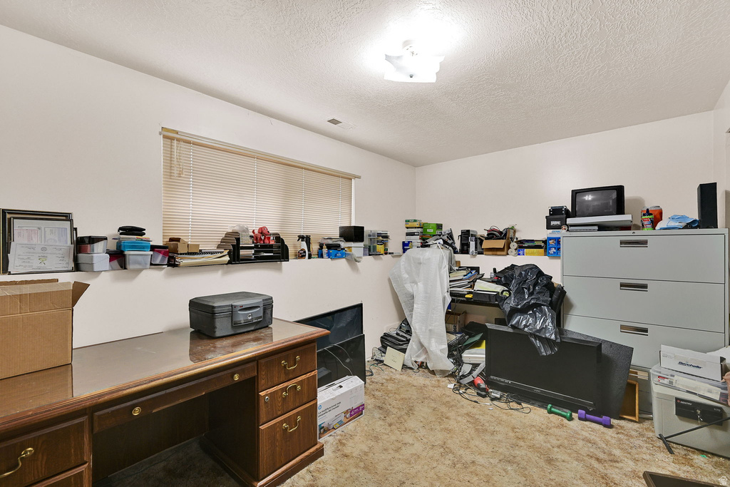 1890 W 2400 S Syracuse, UT 84075