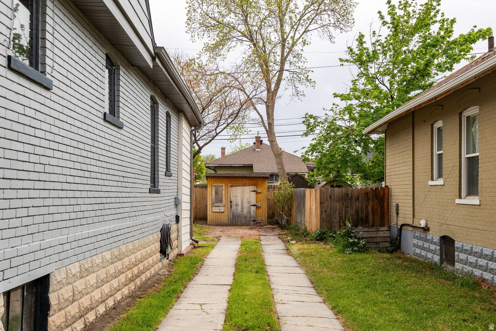 818 E GARFIELD AVE Salt Lake City, UT 84105