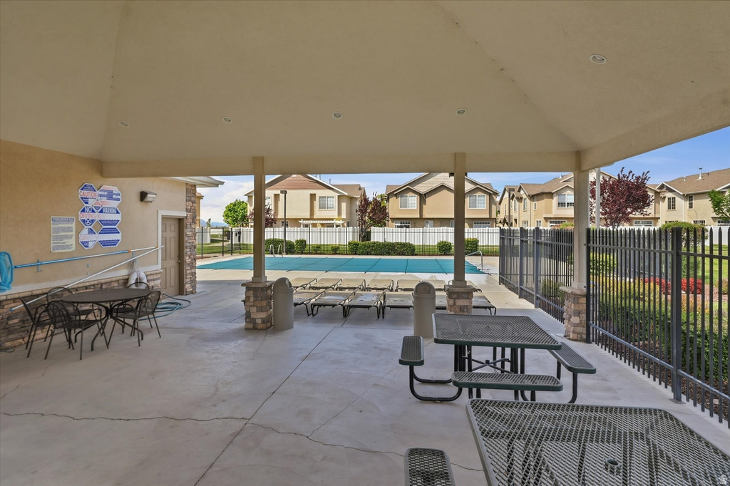 419 N KENT DR North Salt Lake, UT 84054