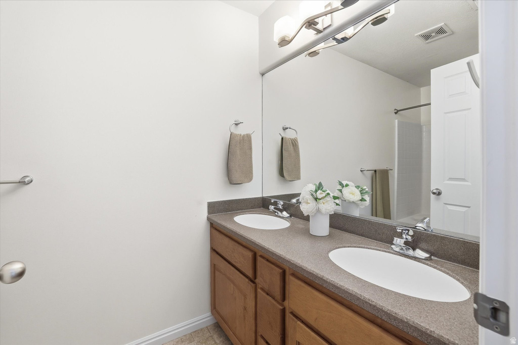 419 N KENT DR North Salt Lake, UT 84054