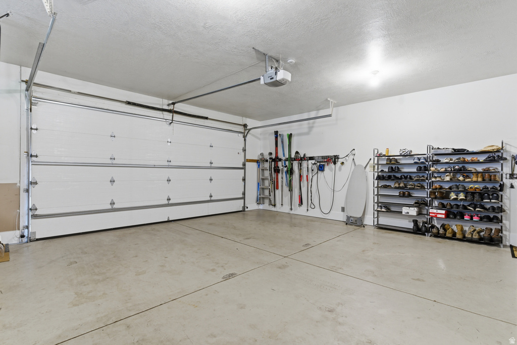 3311 COVE CIR Layton, UT 84040