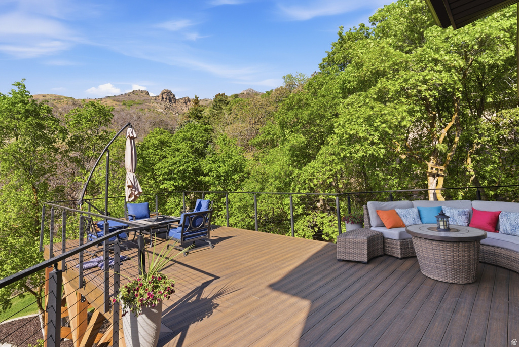 3311 COVE CIR Layton, UT 84040