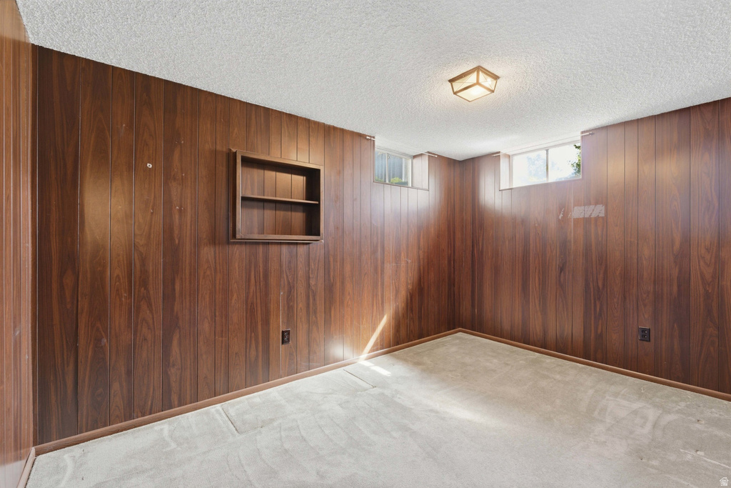 8137 S ROOSEVELT ST Midvale, UT 84047