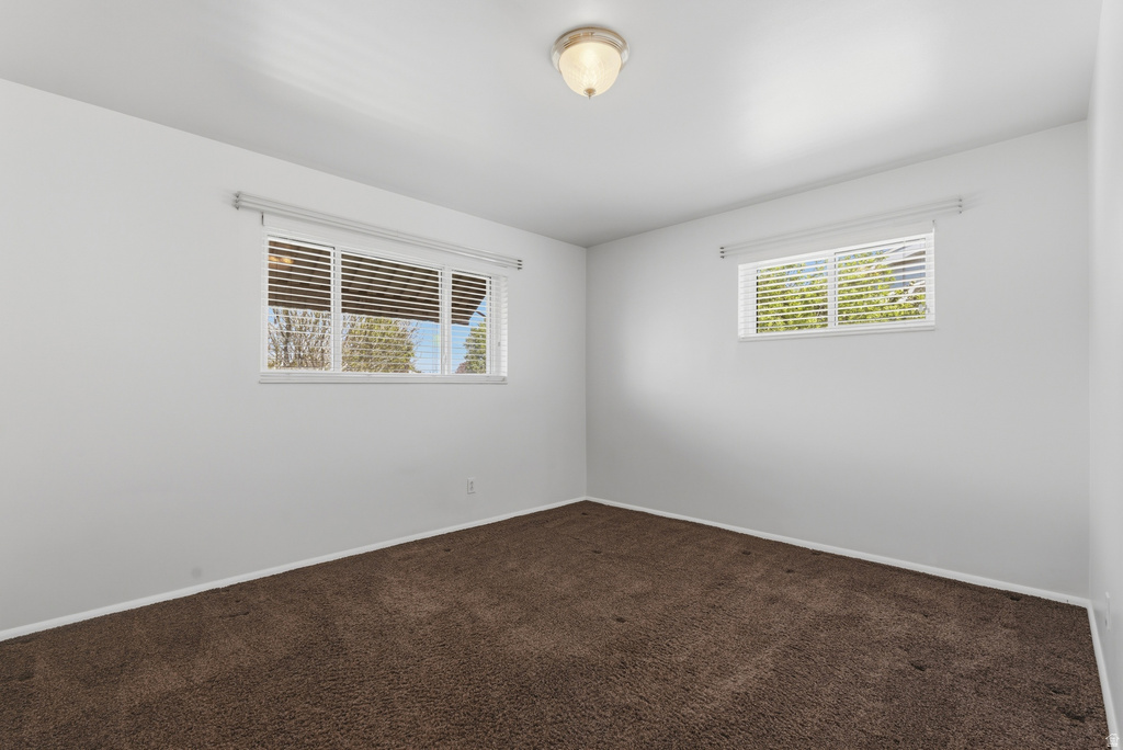 8137 S ROOSEVELT ST Midvale, UT 84047