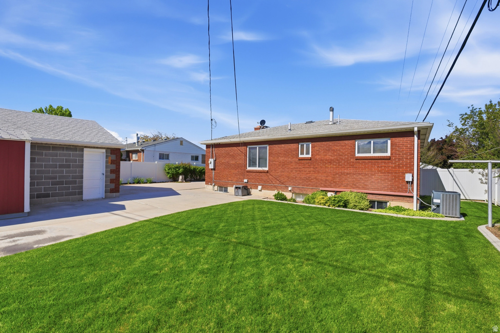 8137 S ROOSEVELT ST Midvale, UT 84047