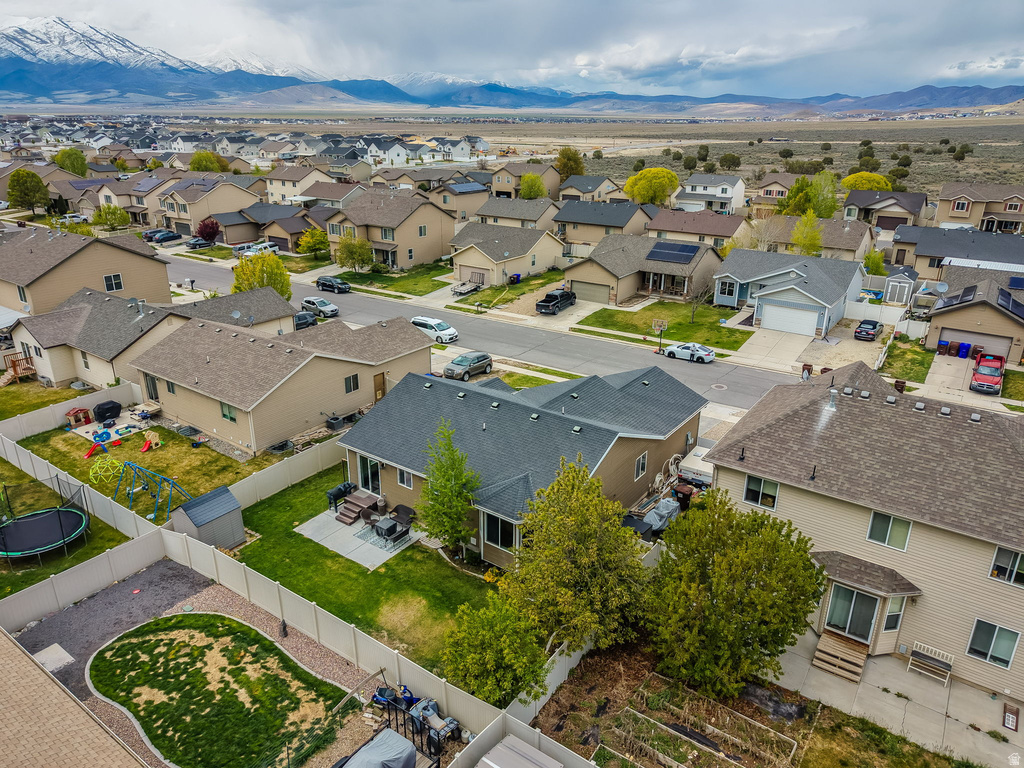 2442 E HITCHING POST DR Eagle Mountain, UT 84005