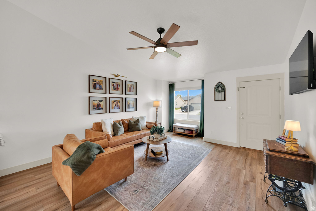 2442 E HITCHING POST DR Eagle Mountain, UT 84005