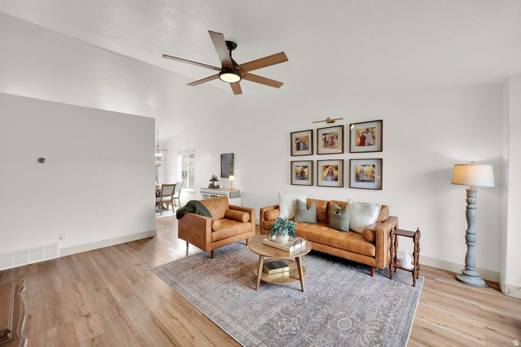 2442 E HITCHING POST DR Eagle Mountain, UT 84005