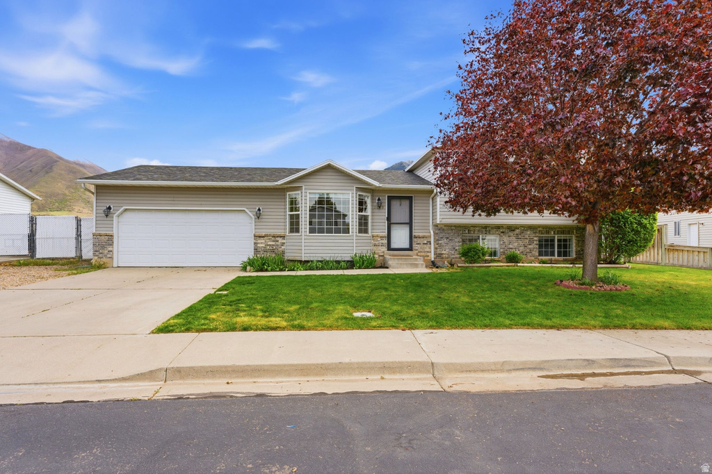 1649 S SPANISH RIDGE DR Spanish Fork, UT 84660