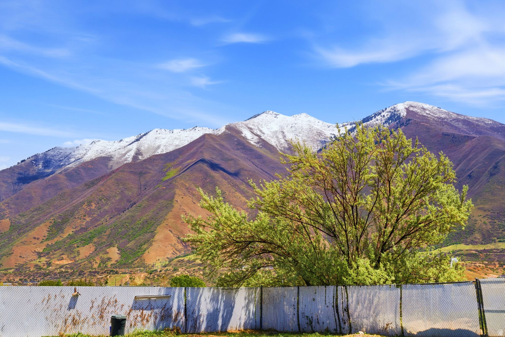 1649 S SPANISH RIDGE DR Spanish Fork, UT 84660
