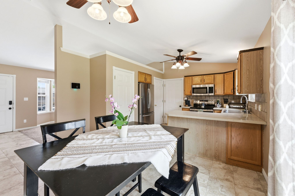 1649 S SPANISH RIDGE DR Spanish Fork, UT 84660