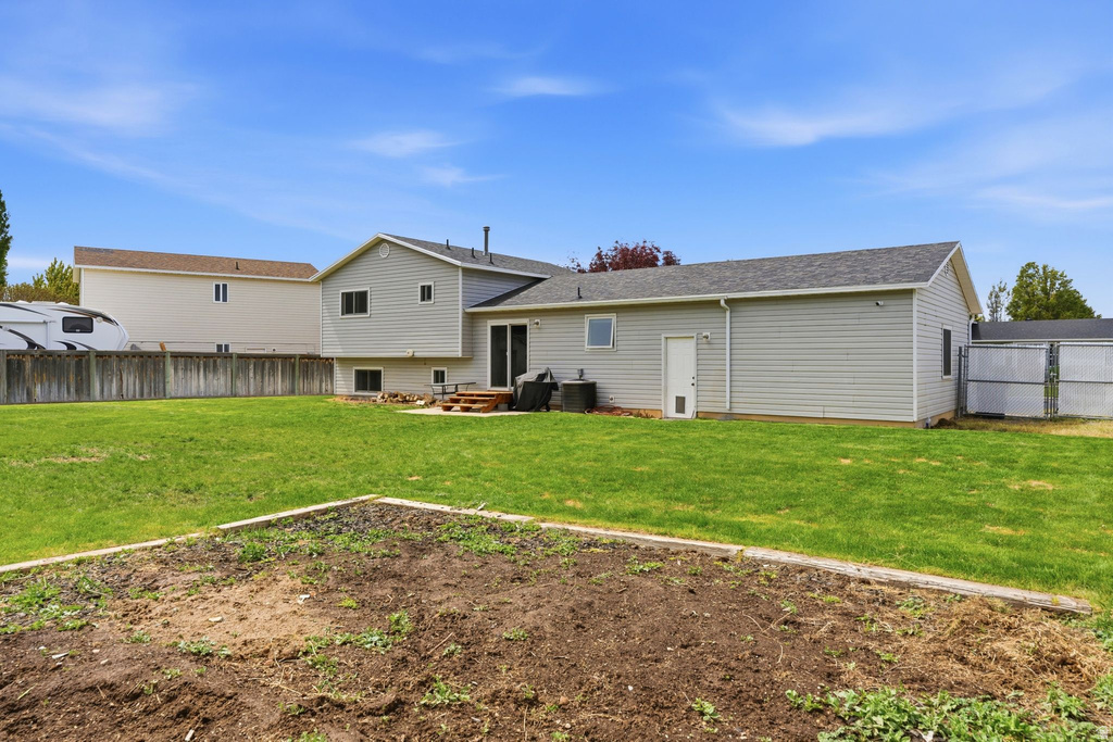 1649 S SPANISH RIDGE DR Spanish Fork, UT 84660