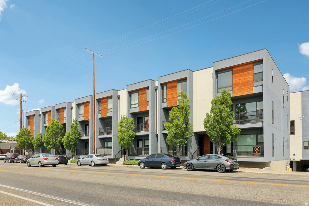 32 W 1700 S #A3 Salt Lake City, UT 84115