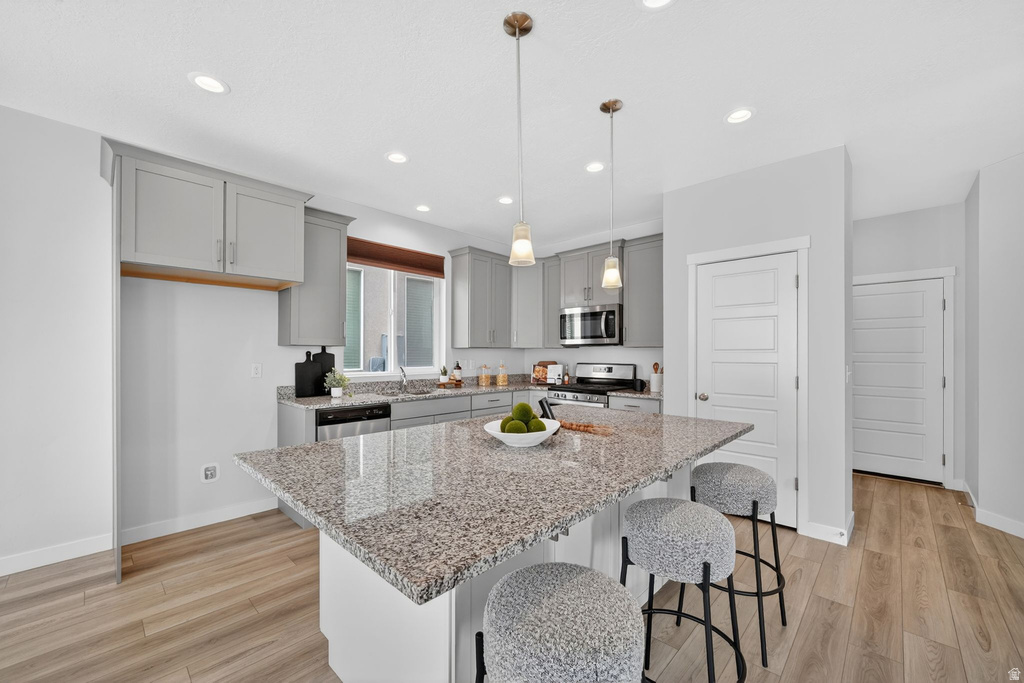 4240 E CENTER ST Eagle Mountain, UT 84005