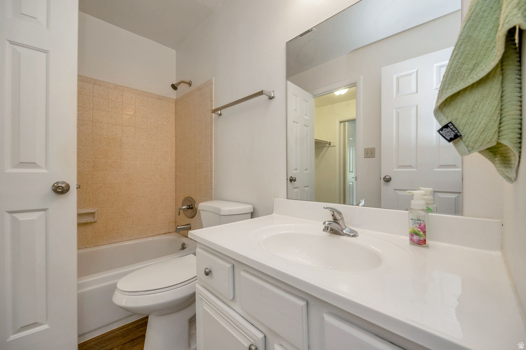5572 S MARSHWOOD #UNIT E Murray, UT 84107