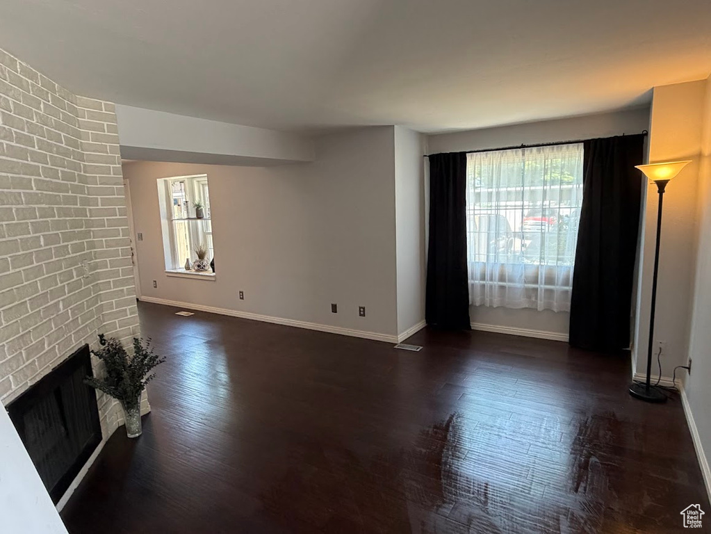 548 E COBBLESTONE S LN photo 3