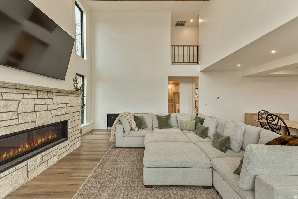 681 N LOCHWOOD DR Garden City, UT 84028