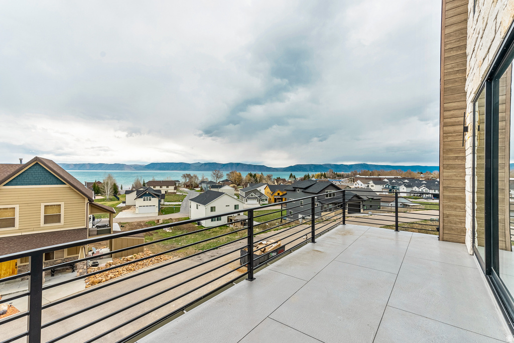 681 N LOCHWOOD DR Garden City, UT 84028