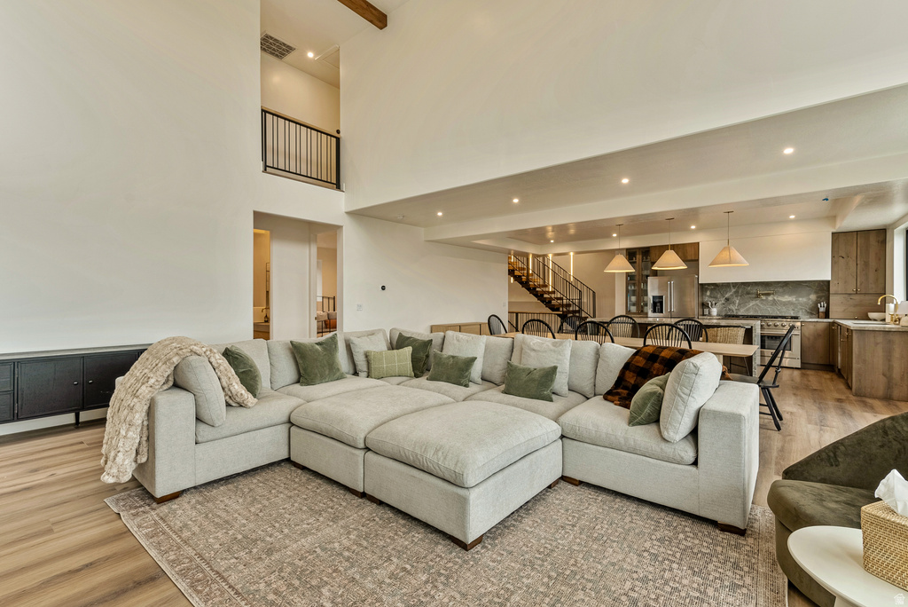 681 N LOCHWOOD DR Garden City, UT 84028
