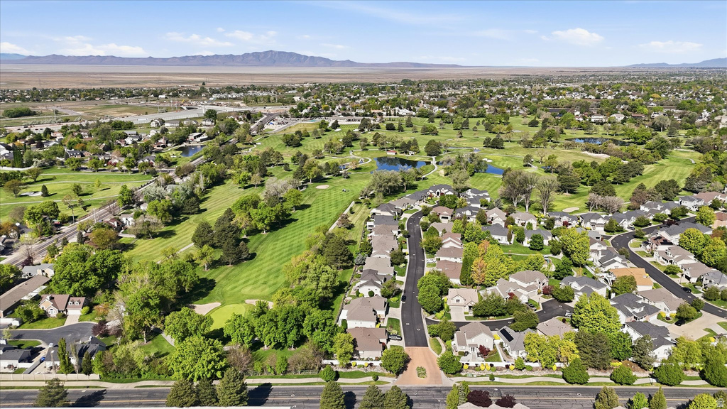 1083 W TEE TIME DR. Farmington, UT 84025