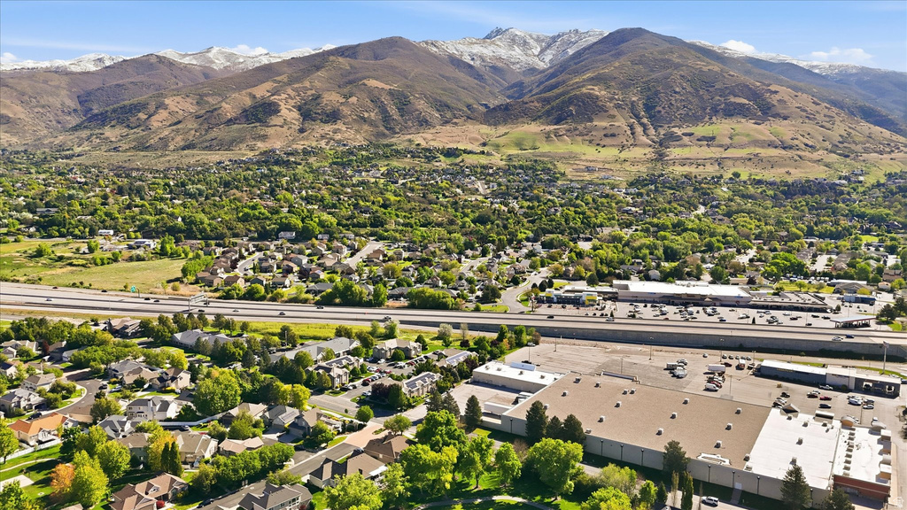 1083 W TEE TIME DR. Farmington, UT 84025