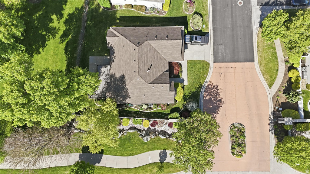 1083 W TEE TIME DR. Farmington, UT 84025