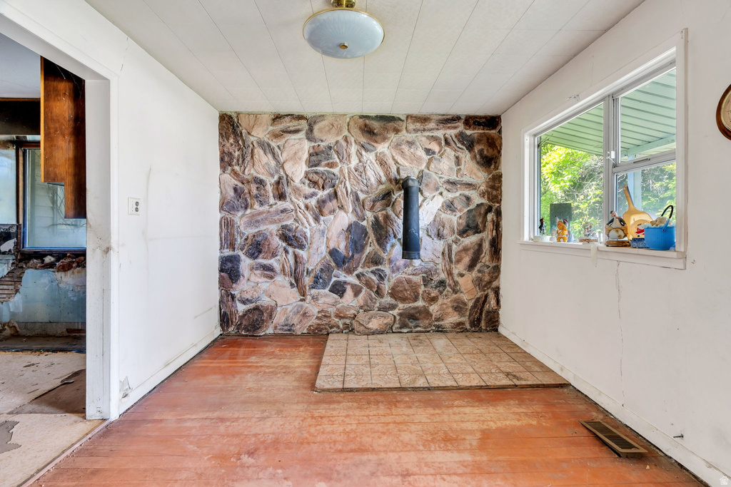 1155 S 400 E Springville, UT 84663