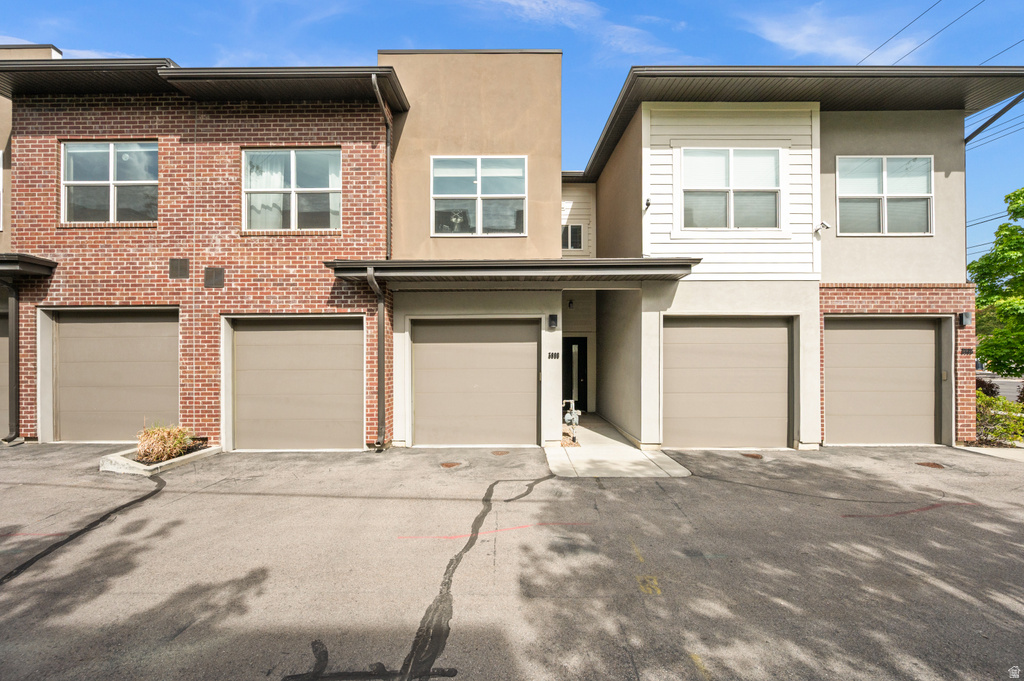 3889 S LEMMON LN Salt Lake City, UT 84124