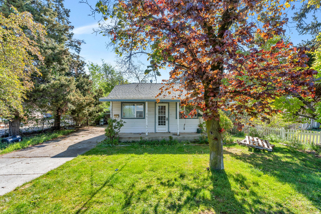 1155 S 400 E Springville, UT 84663