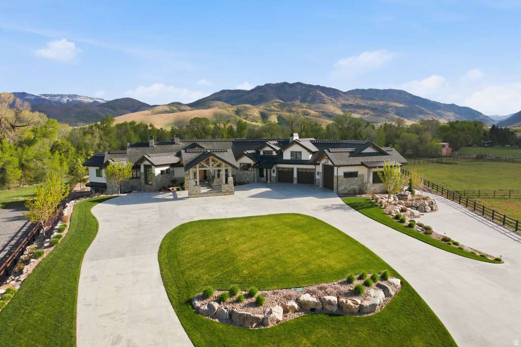 1034 S 9150 E Huntsville, UT 84317