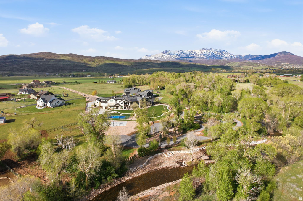 1034 S 9150 E Huntsville, UT 84317