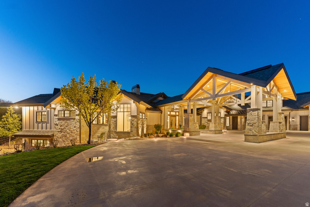 1034 S 9150 E Huntsville, UT 84317